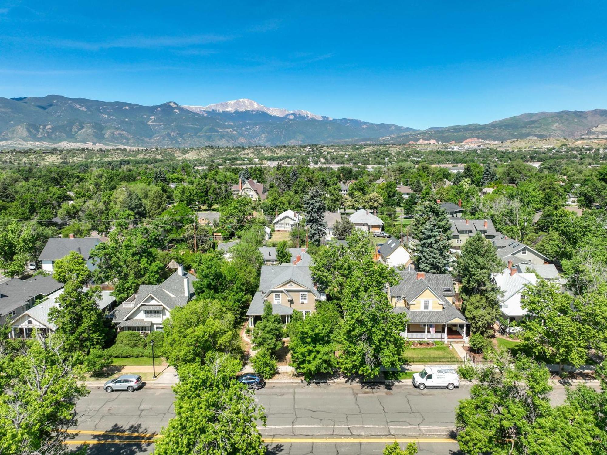 Noble Summit Bbq & Fire Pit & Scenic Views Lägenhet Colorado Springs Exteriör bild