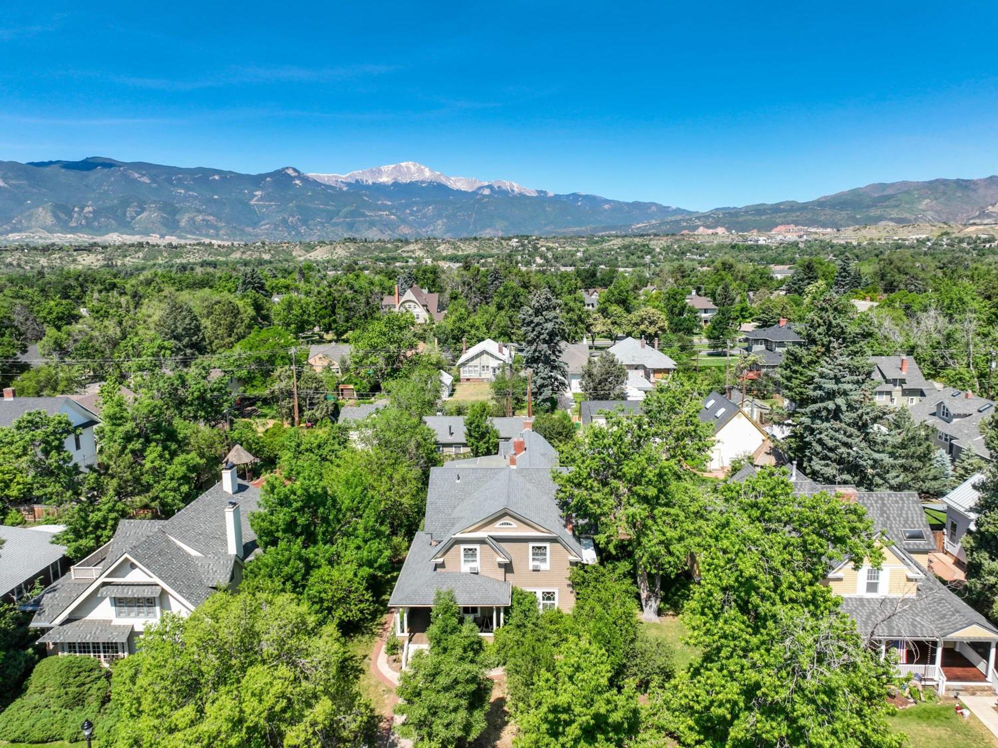 Noble Summit Bbq & Fire Pit & Scenic Views Lägenhet Colorado Springs Exteriör bild